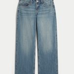 Low-Rise Medium Wash Baggy Jeans - medium