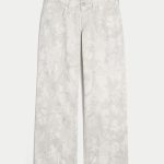 Low-Rise Medium Wash Baggy Jeans - white camo