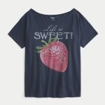 Oversized Off-the-Shoulder Farmers Market Graphic Tee - navy blue