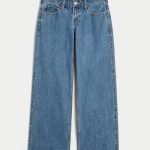 Low-Rise Medium Wash Baggy Jeans - medium